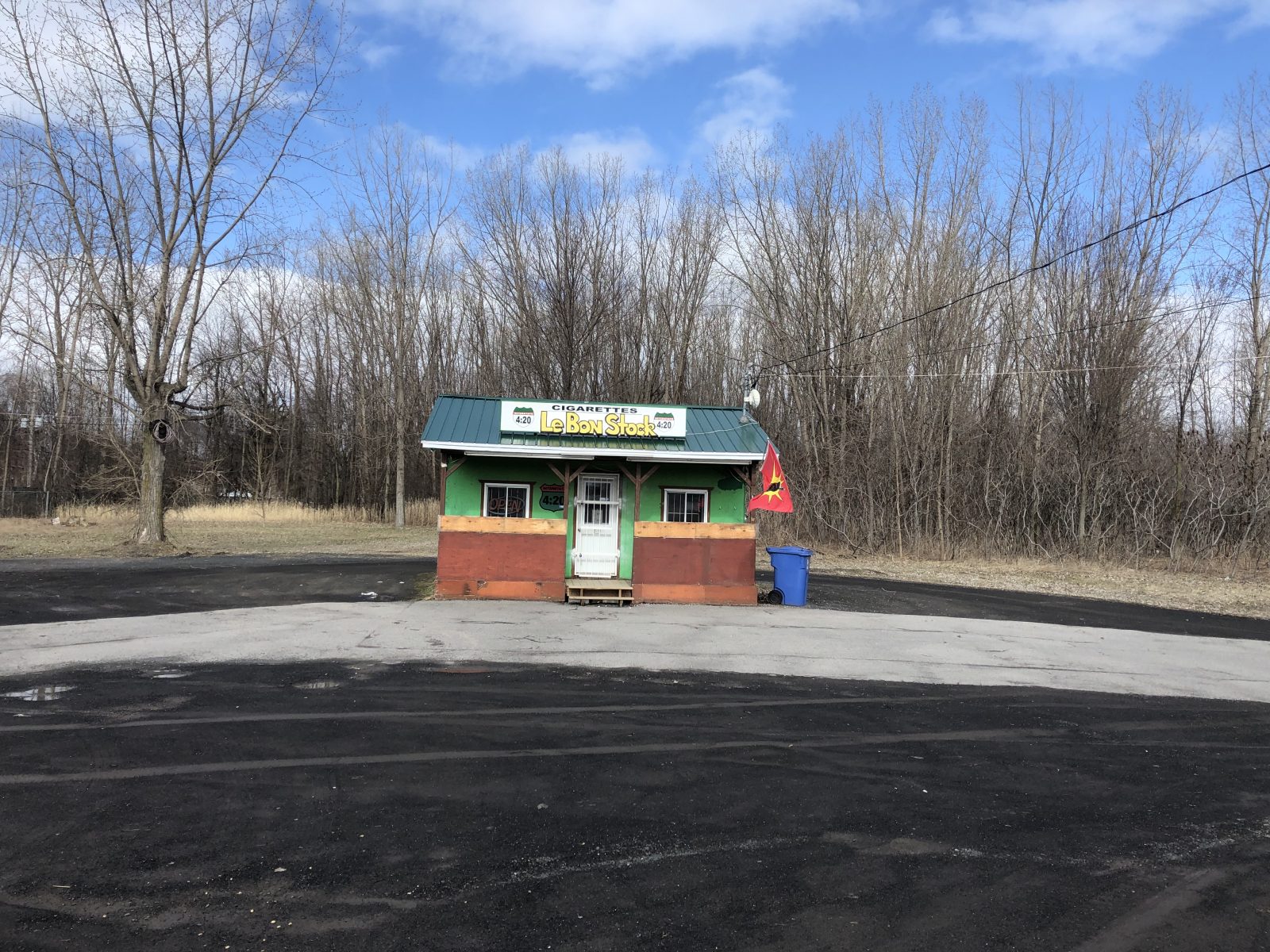 Image illustrant l'article: Des Peacekeepers agressés après avoir donné une amende à un non-résident