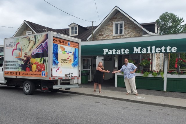 Image illustrant l'article: Alexandre Daneau devient philanthrope pour le Coin du Partage