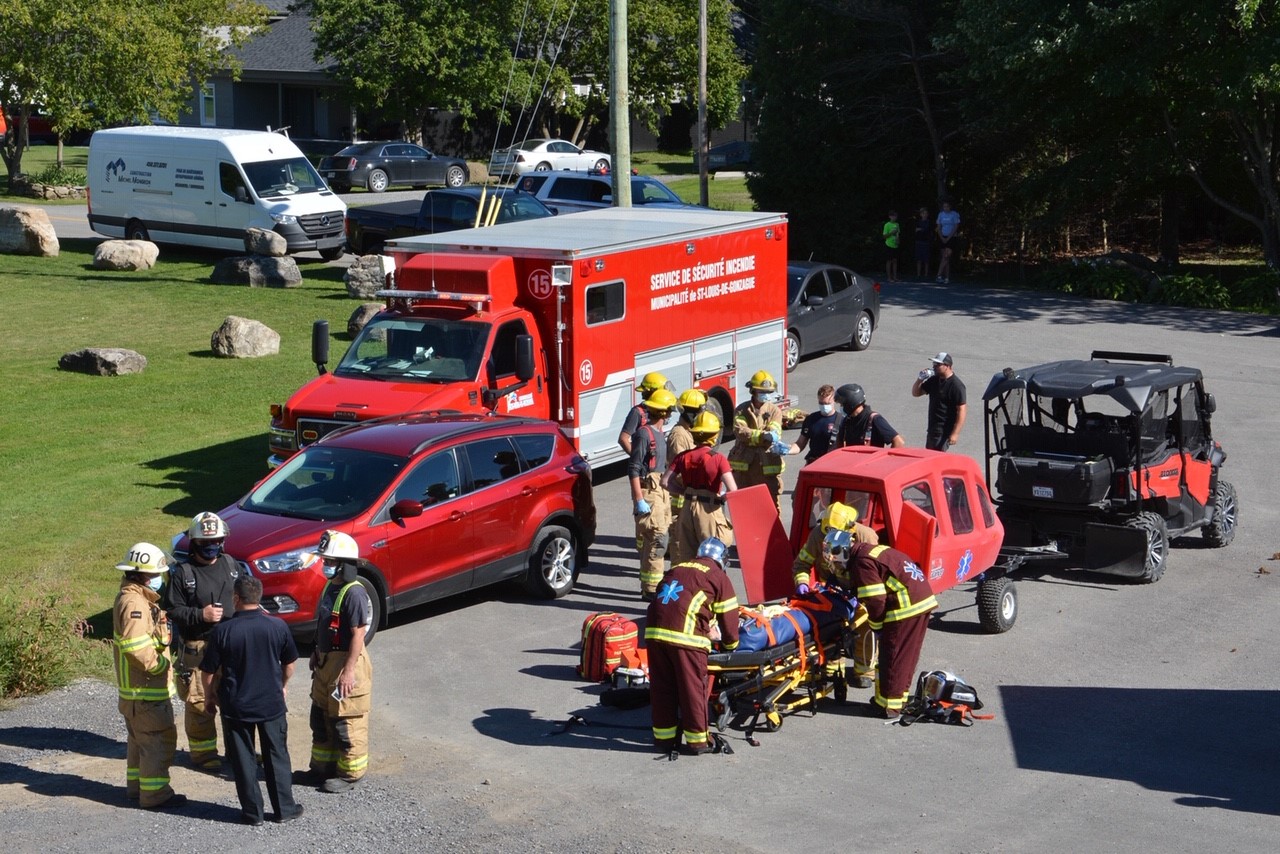 Un homme chute en motocross près de Saint-Louis-de-Gonzague