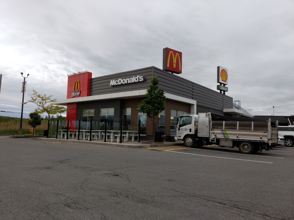 Un cas de COVID-19 force la fermeture du McDo de Saint-Zotique