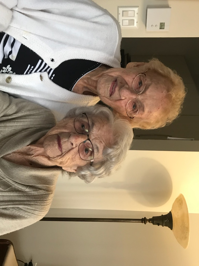 Sous un même toit depuis un an, deux sœurs ont célébré leurs 100 et 104 ans