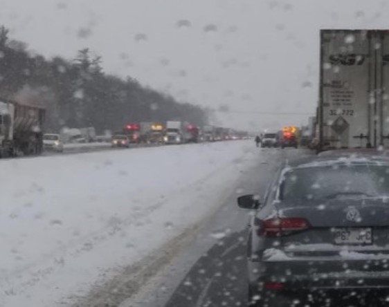 Une section de l&rsquo;autoroute 20 ouest fermée temporairement