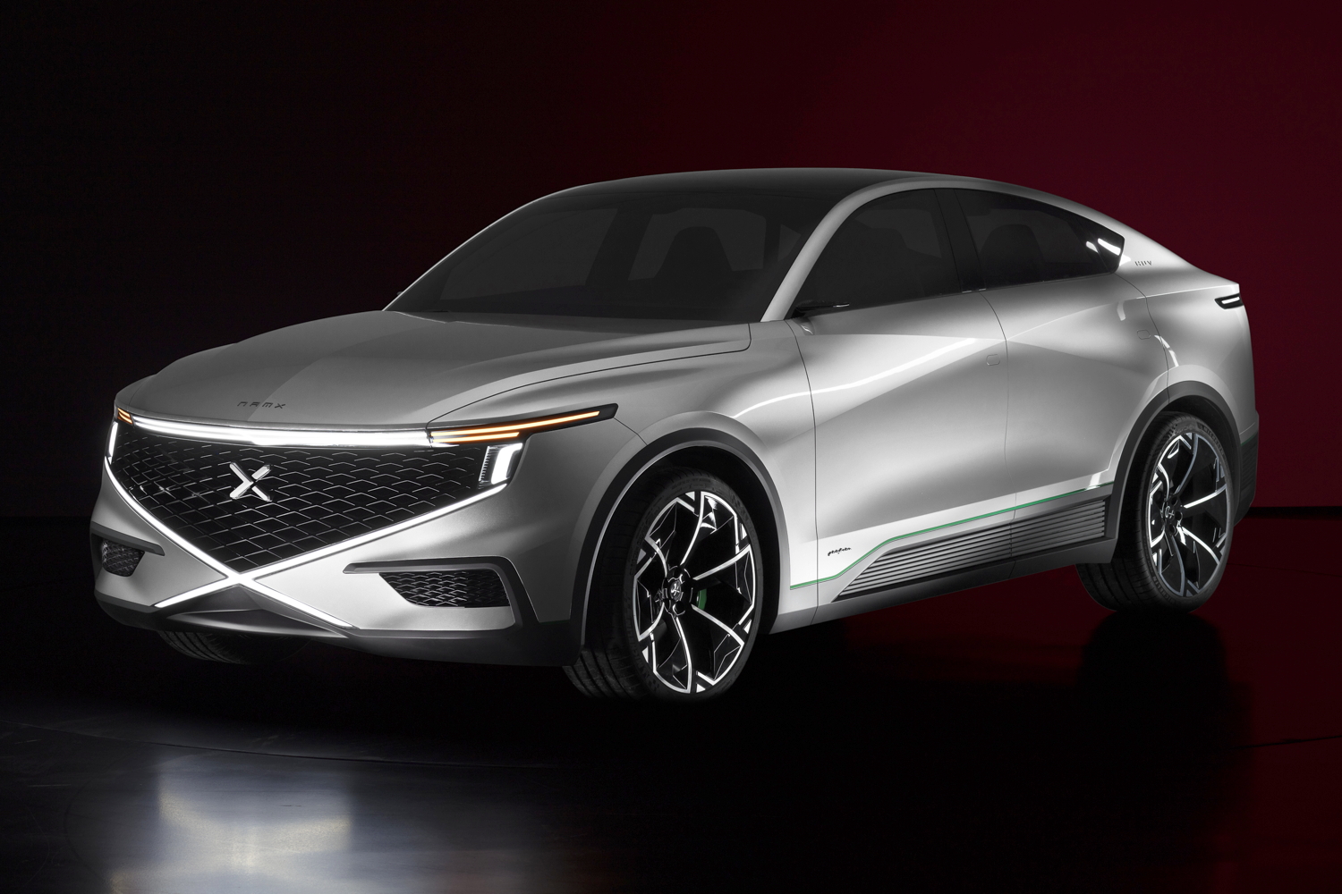 NamX HUV, l’utilitaire à hydrogène qui a 6 réservoirs amovibles