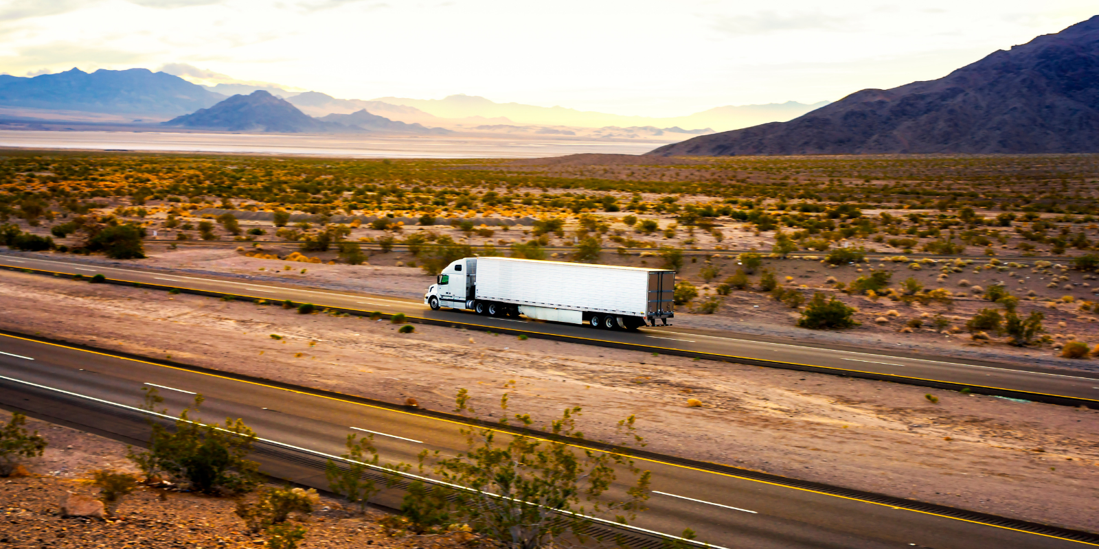 Image illustrant l'article: Les États-Unis reverront les normes antipollution pour les véhicules lourds