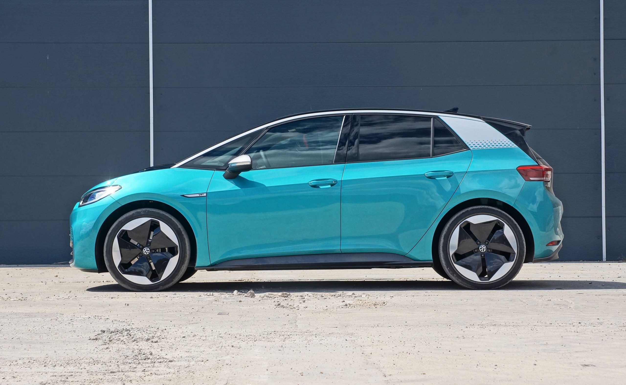 Image illustrant l'article: Volkswagen lève le voile sur son plan d’électrification