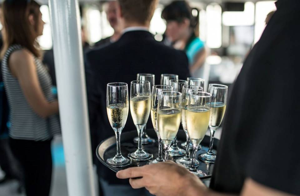 Revêtement mural en pierre naturelle : Luxe et élégance