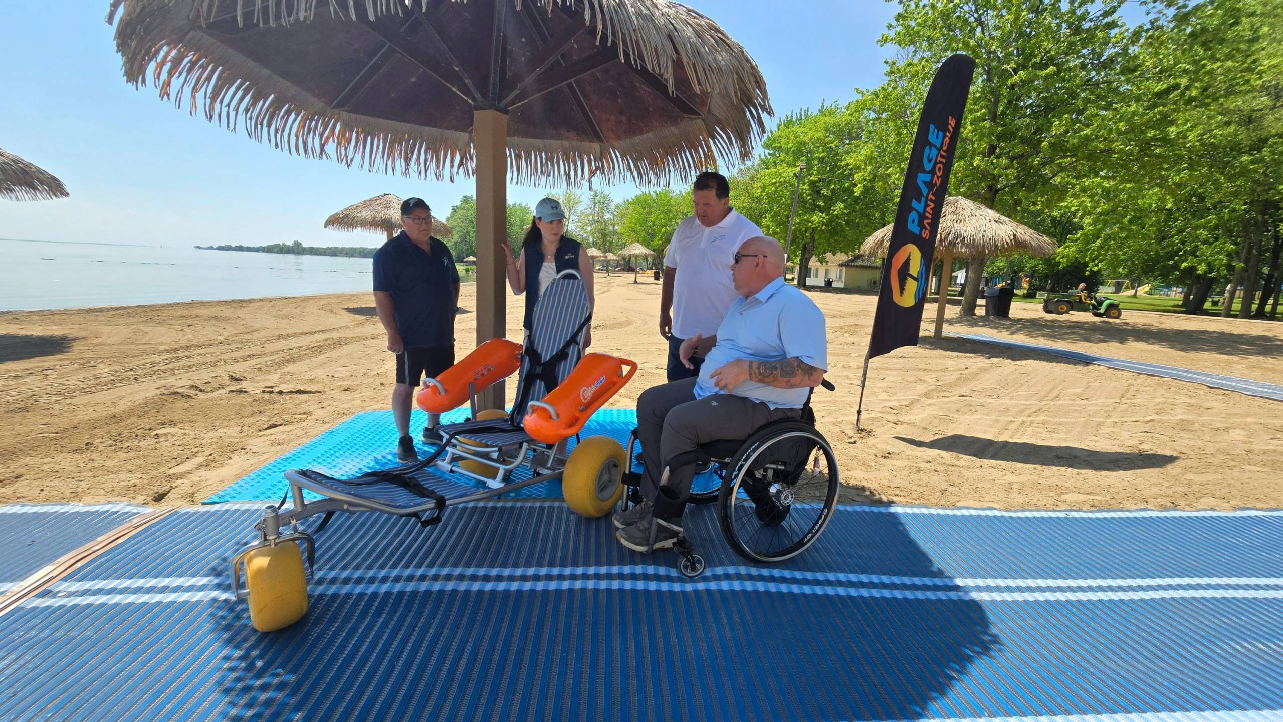 Démonstration d’une pose de prothèse capillaire pour homme chauve