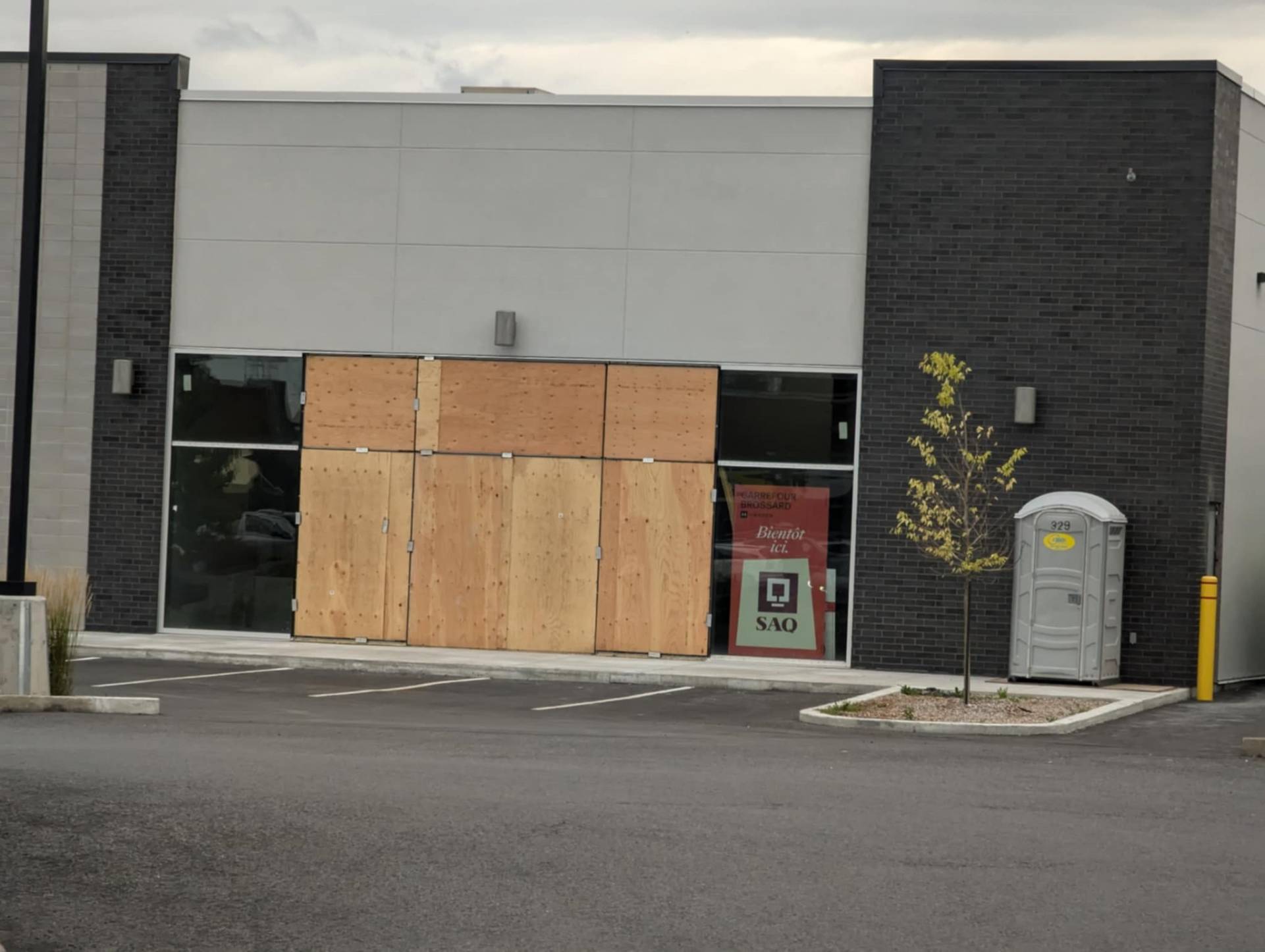 Flash tes lumières avec 63 Tesla