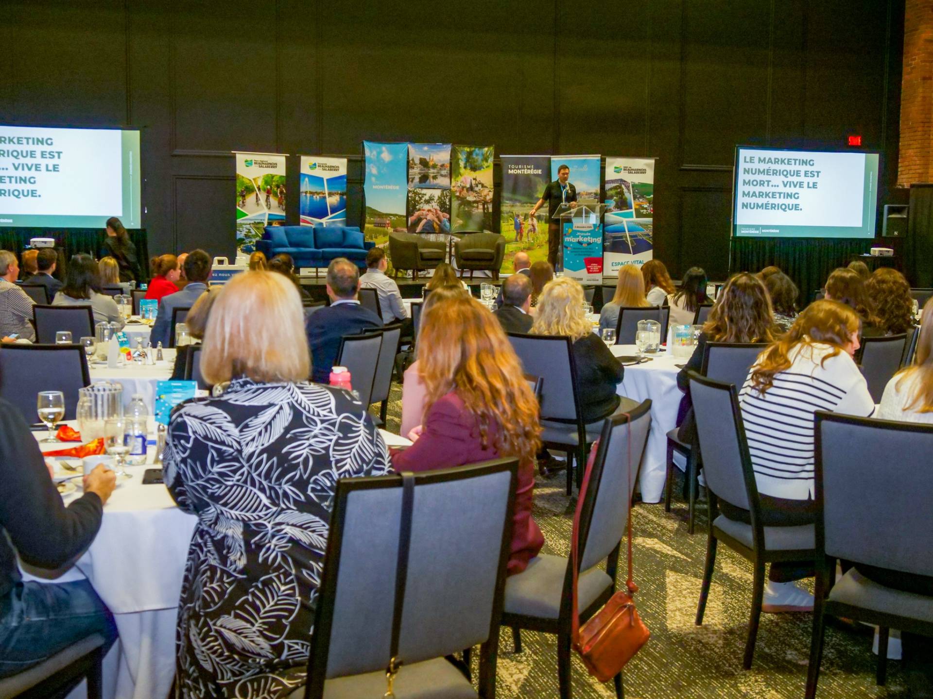 Bien installé ce minou