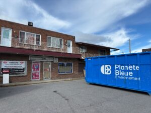 De dépanneur à logements