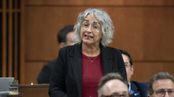 Urgence d’agir face à la crise des médias