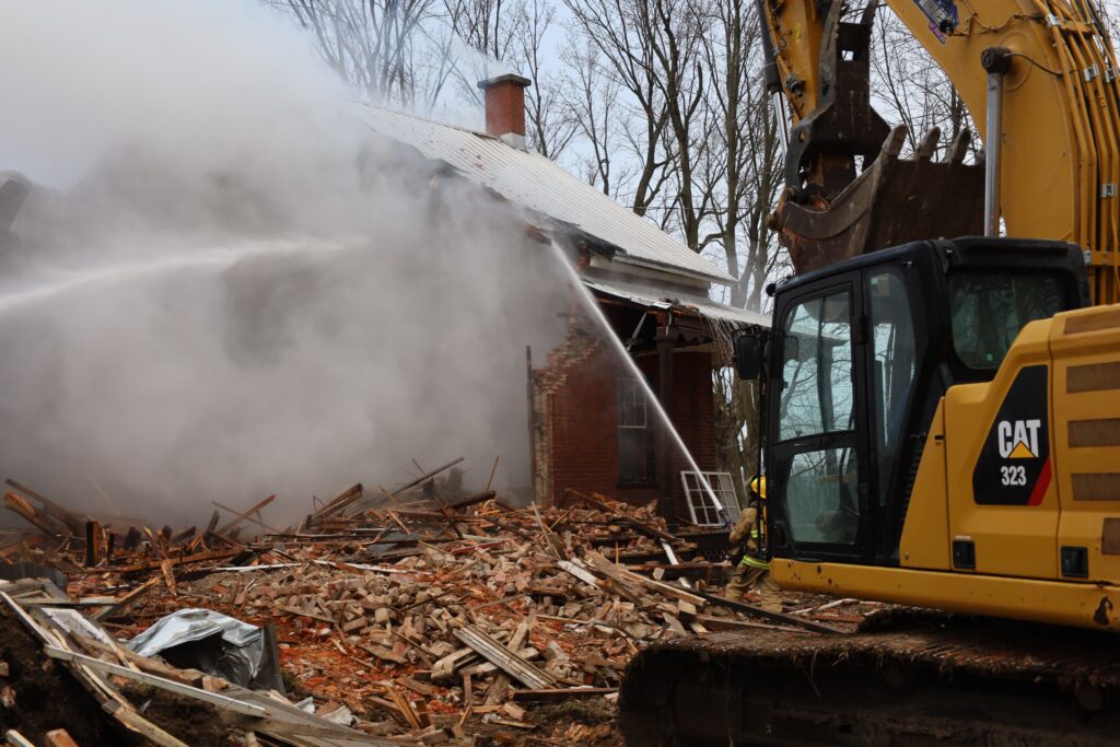 Ormstown: le feu détruit une maison inhabitée