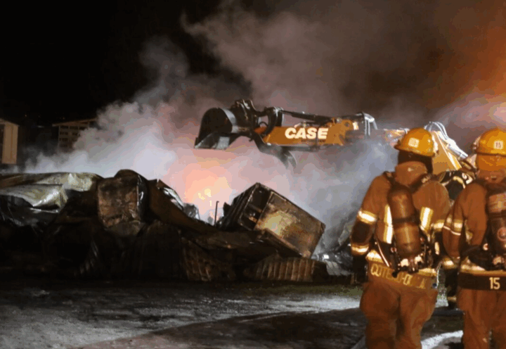 Garage détruit par un incendie à Coteau-du-Lac