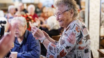 Recette de Noël Gravité : un après-midi festif à la résidence Les Quatre Saisons