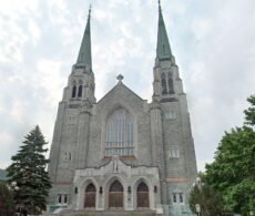 Un dîner festif propulsé par Sœur Thomas