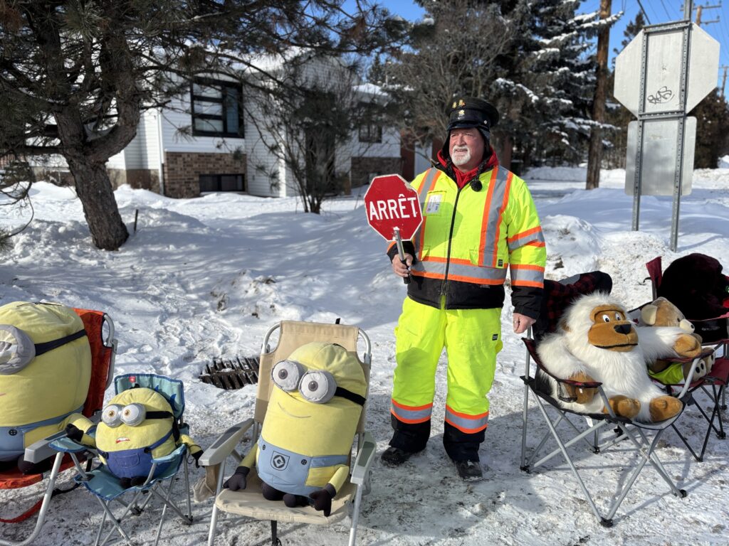 André Sauvé a été nommé le meilleur brigadier scolaire au Canada