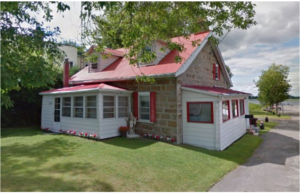 Reconstruction d’une maison ancestrale : discorde chez les élus