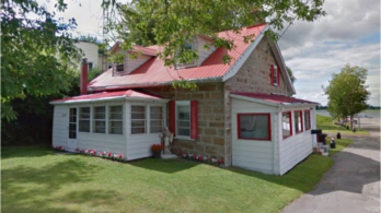 Reconstruction d’une maison ancestrale : discorde chez les élus