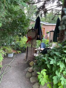 Jack Lupton et Ken Brodie II nez à nez en Grand Prix