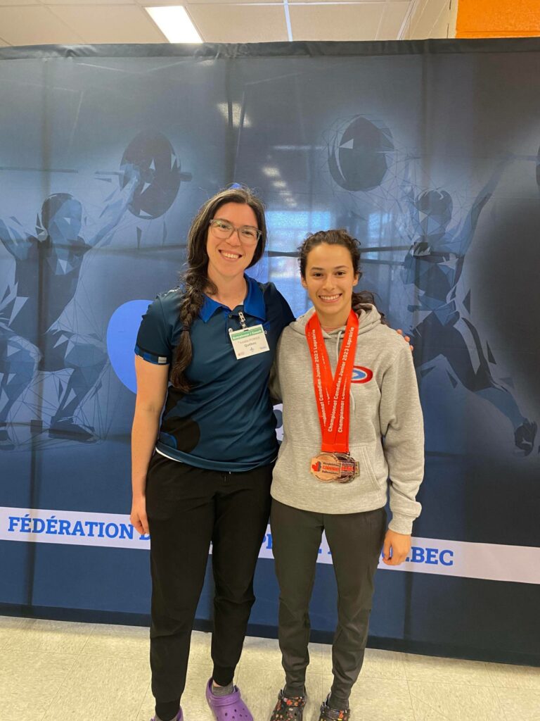 Des haltérophiles impressionnent au Championnat canadien junior