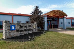 L’UAW étend ses mesures de grève contre GM et met fin au conflit avec Stellantis