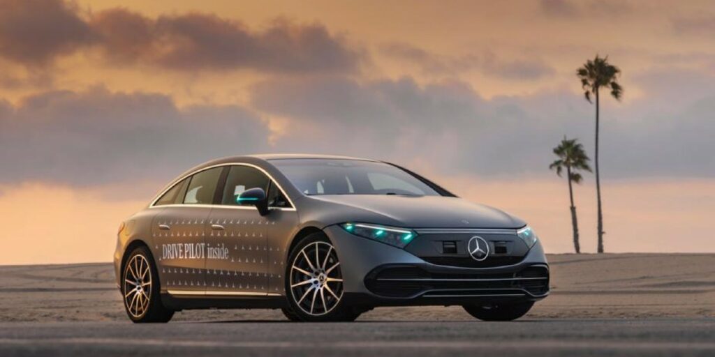 Une nouvelle couleur d’identification pour les véhicules Mercedes-Benz autonomes