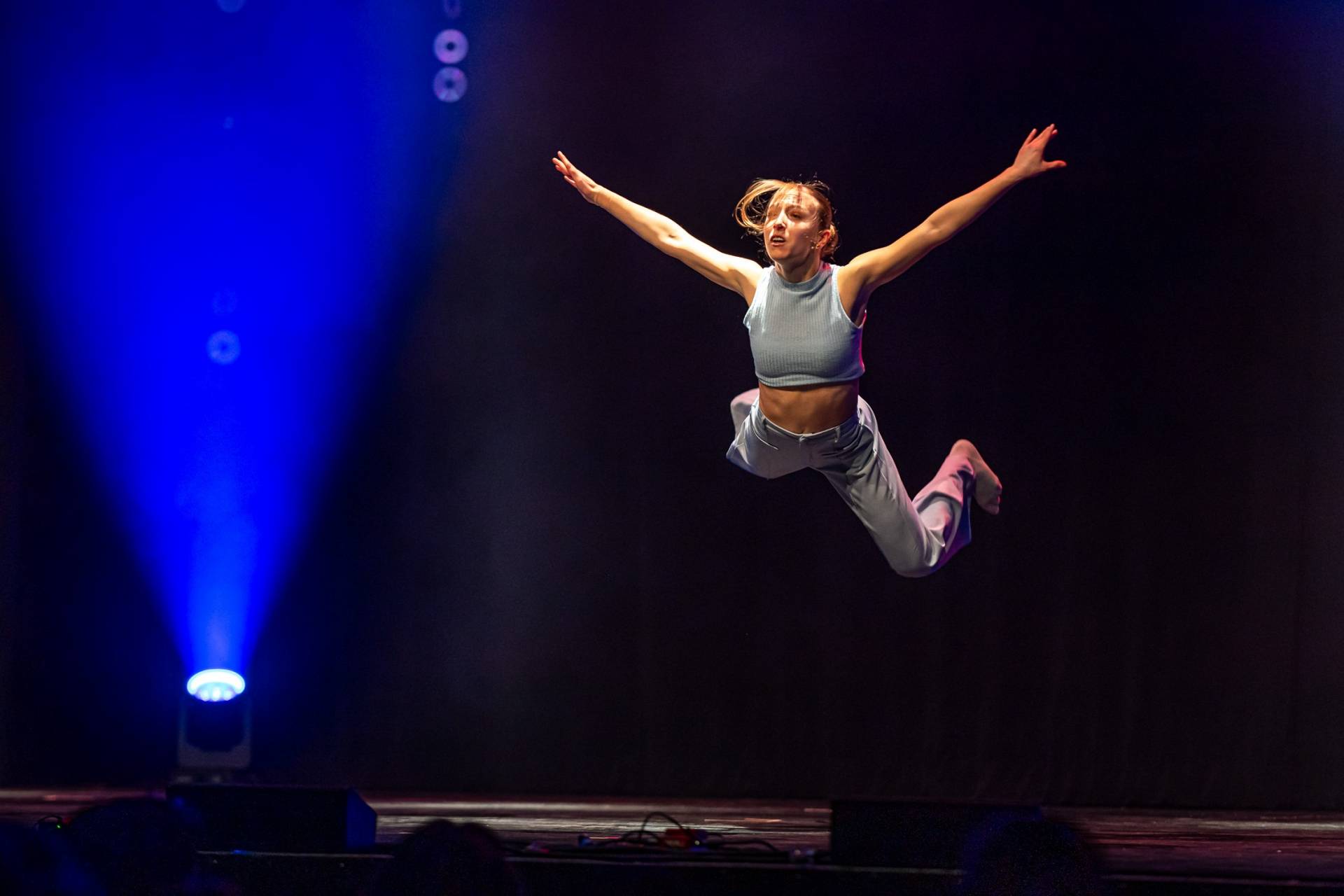 Meldane Benoit charme le jury et remporte la finale locale de Cégeps en spectacle