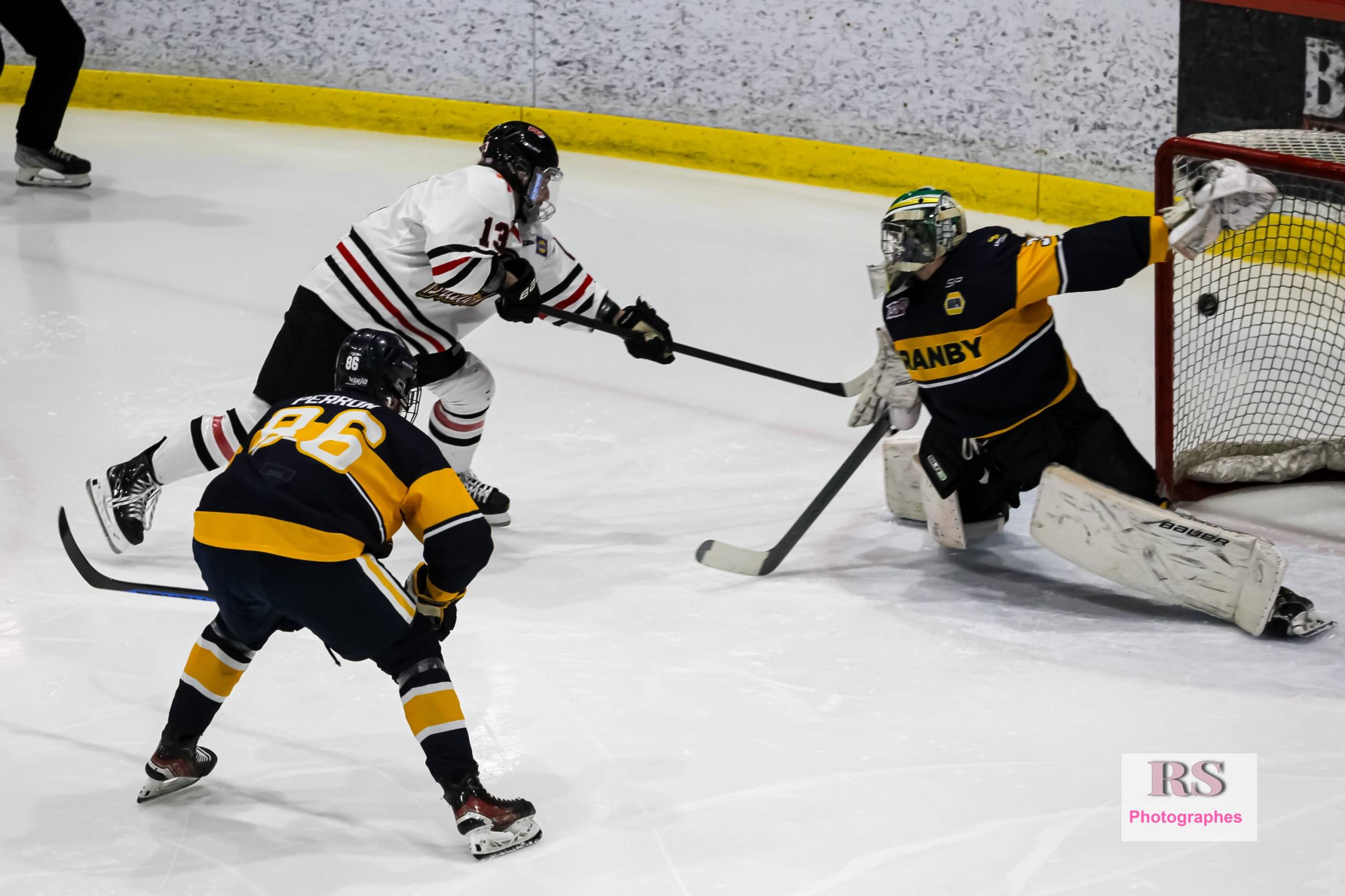 Les Braves se butent à un gardien en grande forme