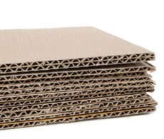 Comment choisir le bon type de carton ondulé pour vos envois au Canada ?