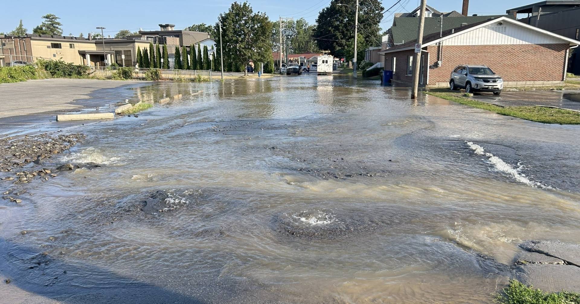 Bris d’aqueduc au centre-ville
