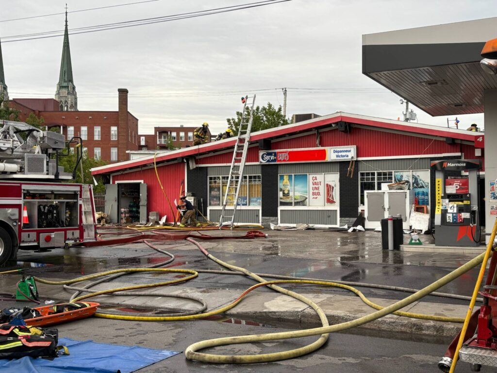 Incendie suspect dans un dépanneur de la rue Victoria