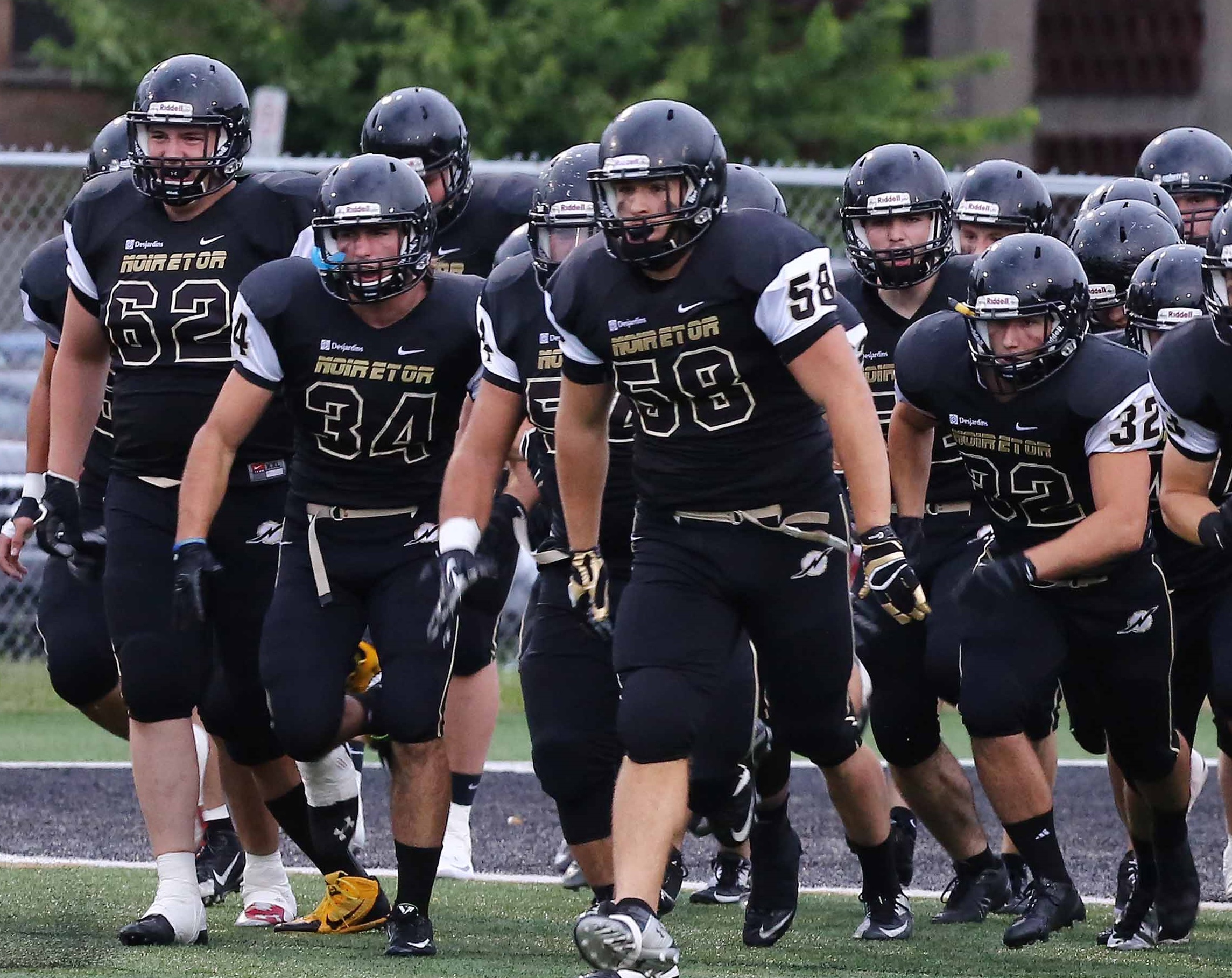Chabot et le personnel d’entraîneurs du Noir et Or parmi les lauréats