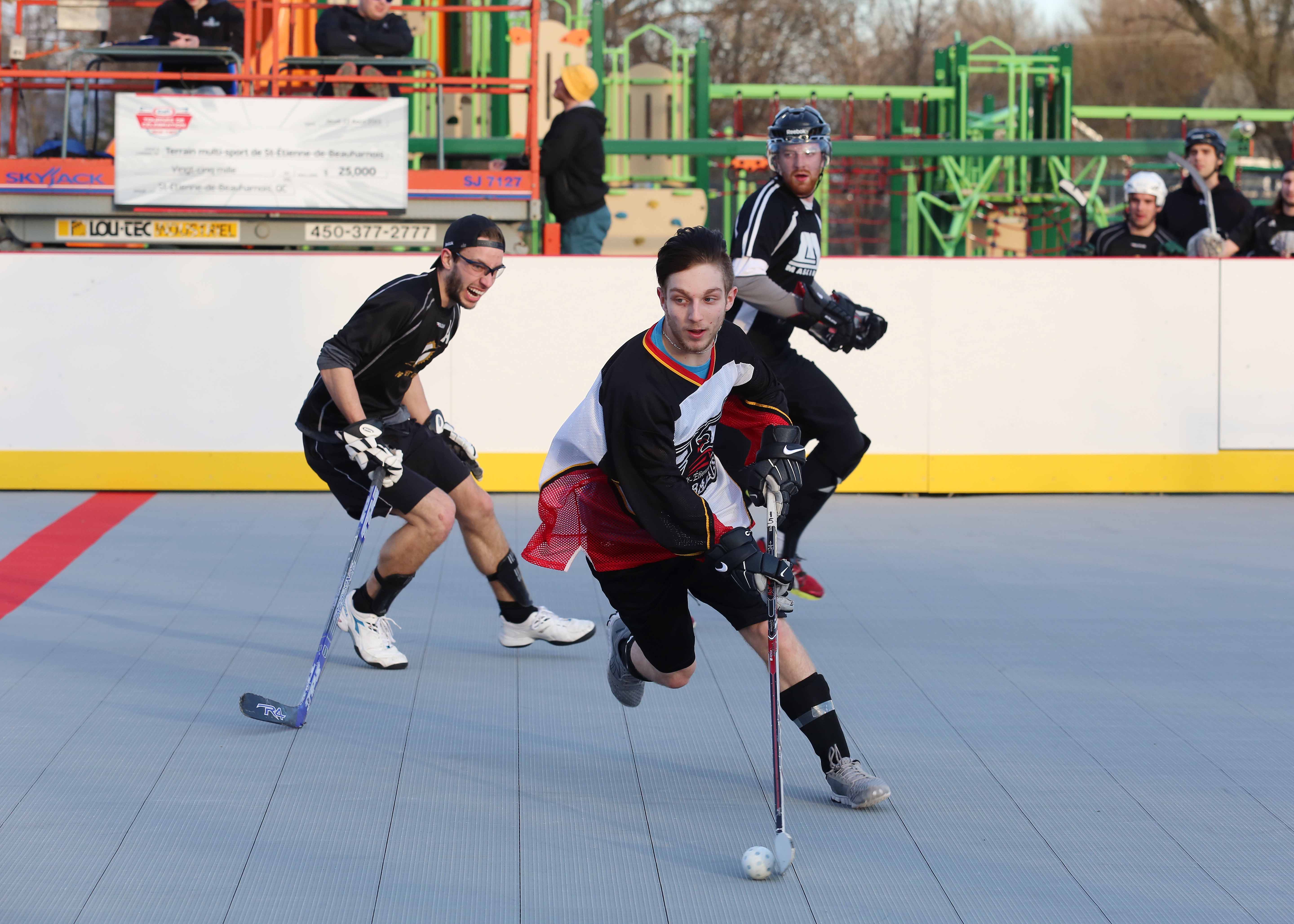 Des professionnels et l’ajout d’une catégorie féminin