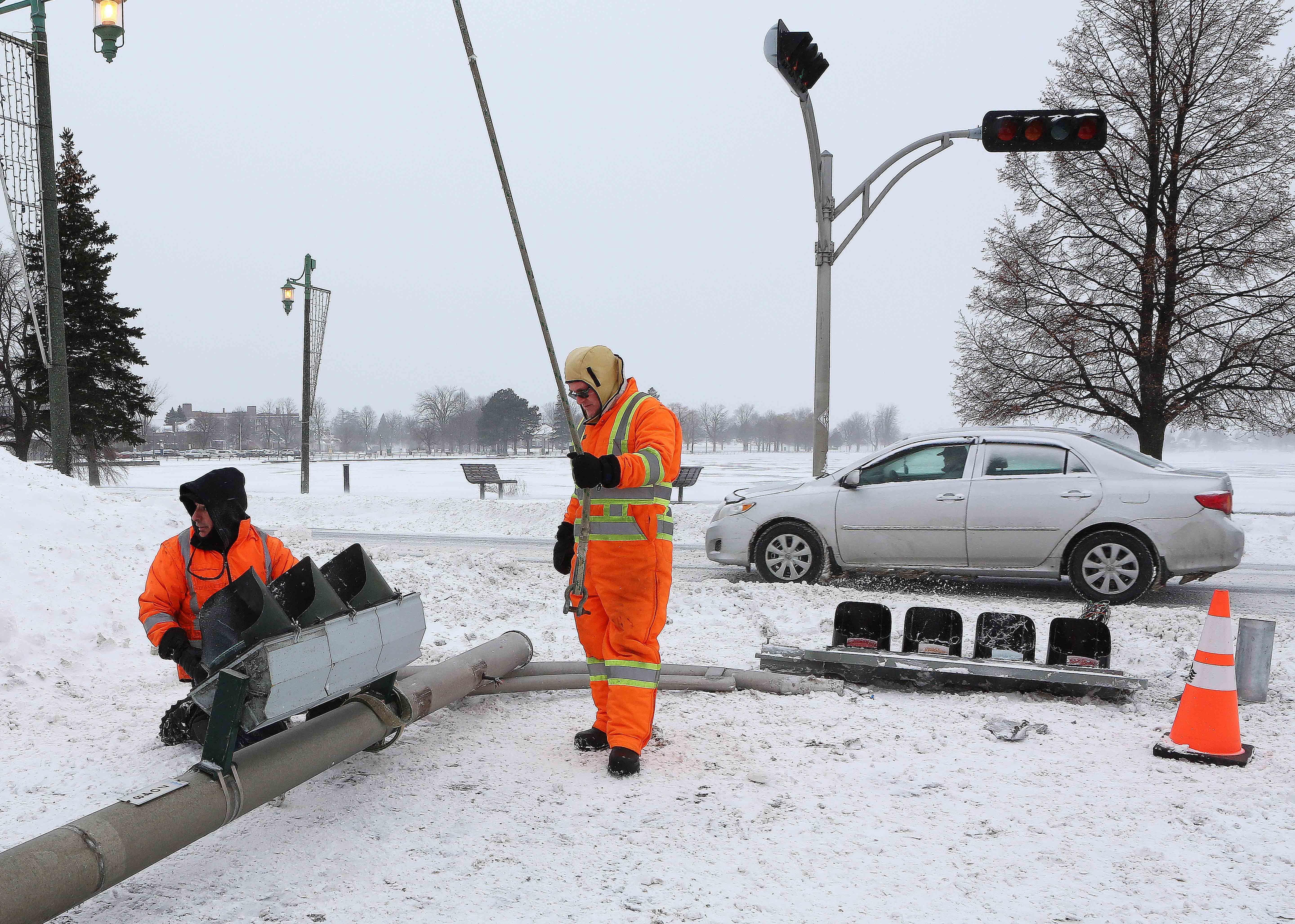 Problème de feux de circulation, avenue du Centenaire