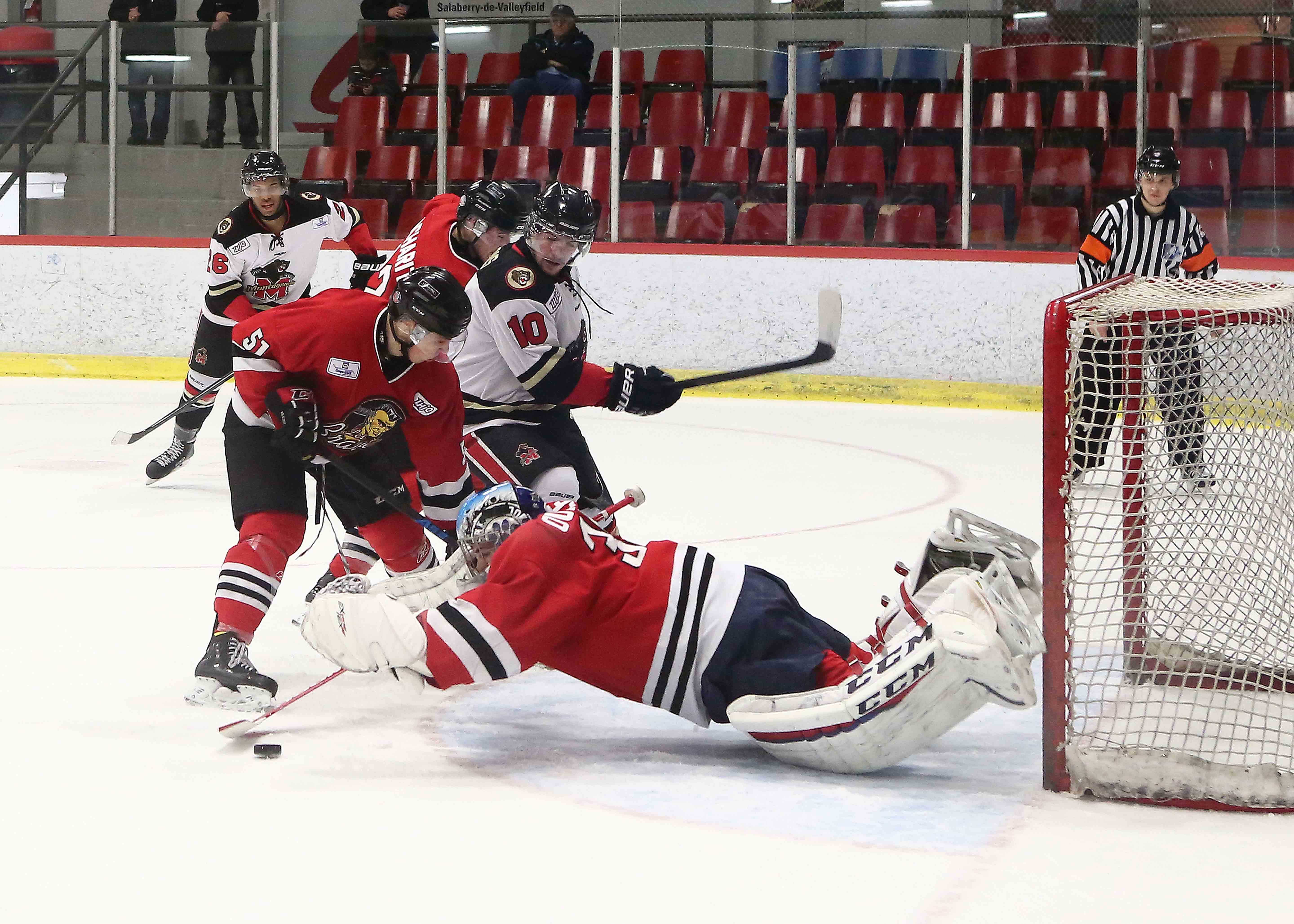 Les Montagnards trop puissants!