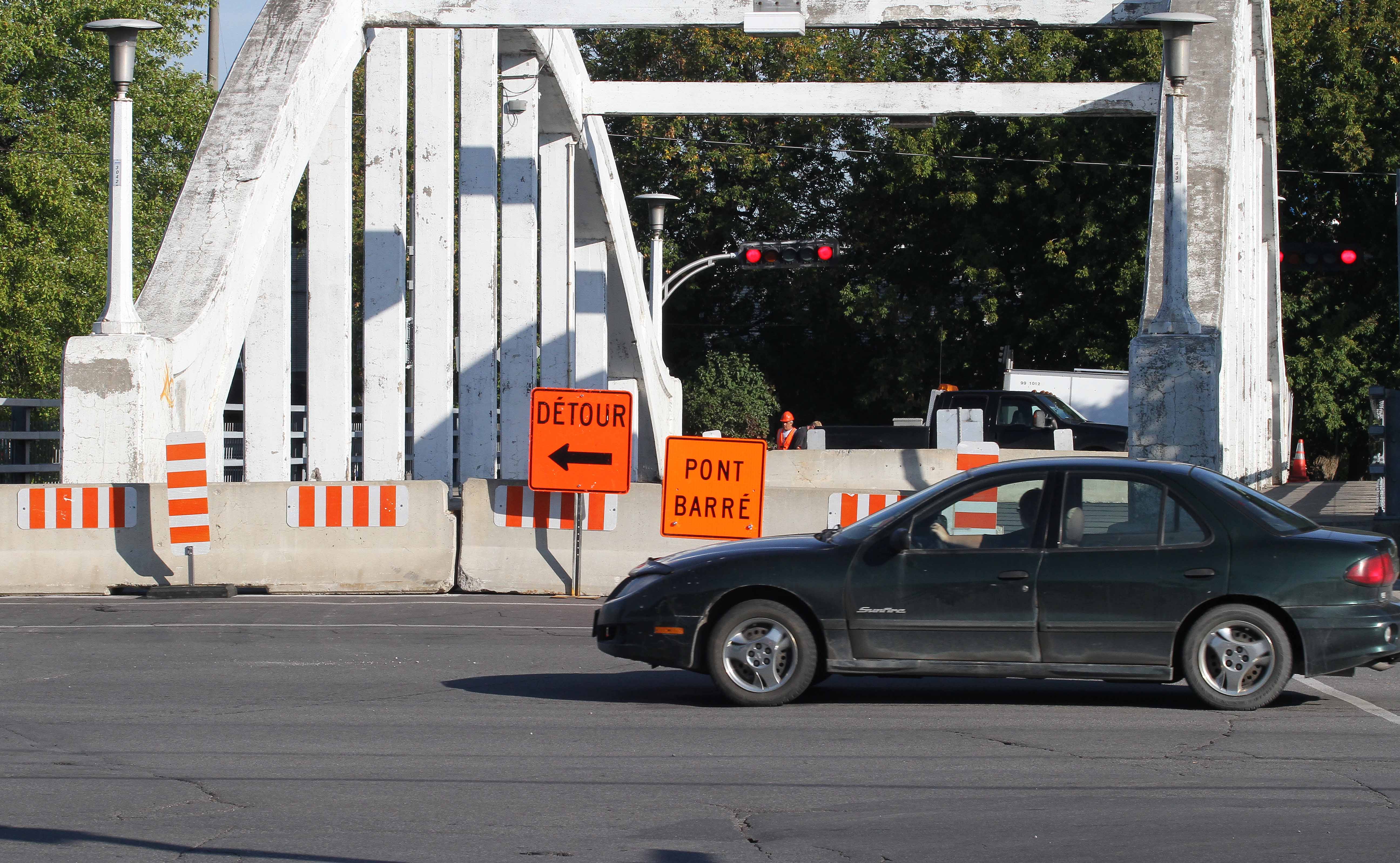 Image illustrant l'article: Les extras ont coûté plus de 5 millions $