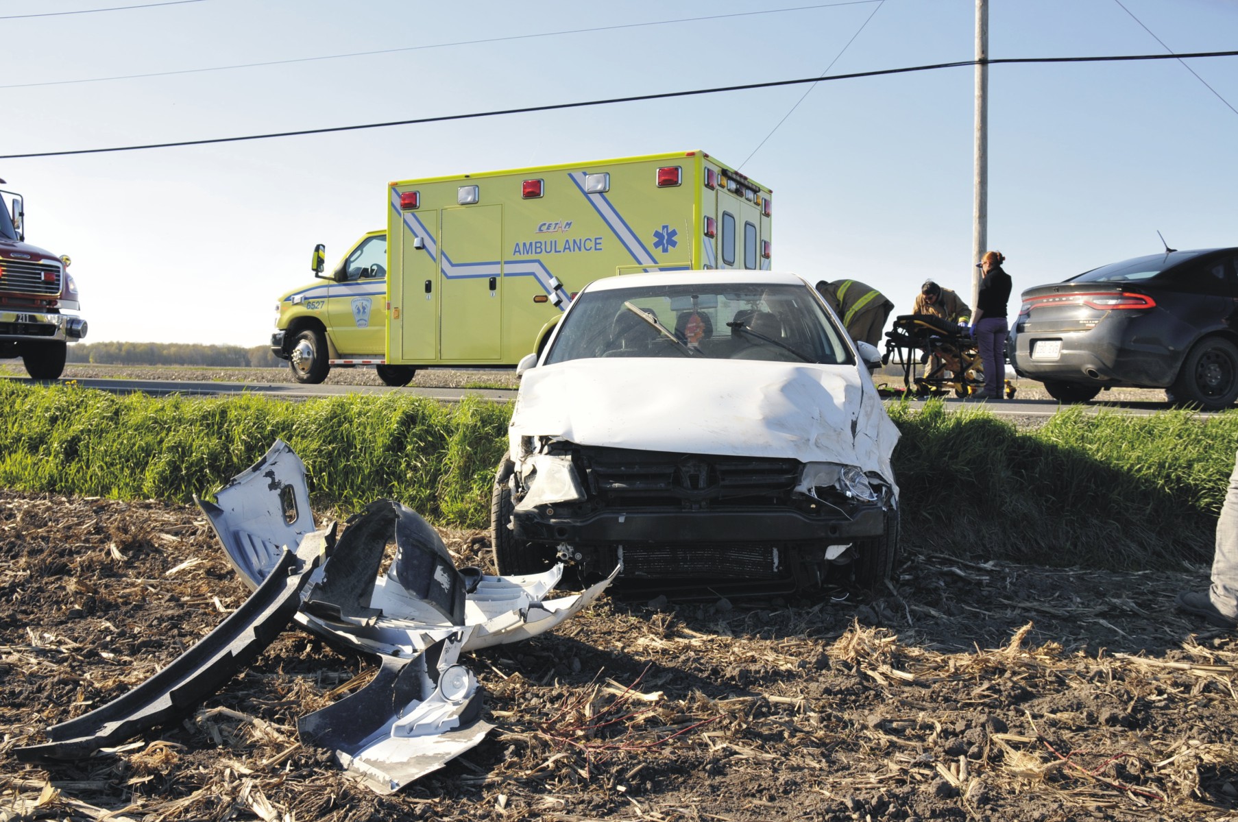 Image illustrant l'article: Spectaculaire sortie de route à Saint-Stanistlas de Kostka