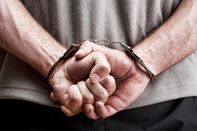 Un homme avoue plusieurs relations sexuelles avec une gamine de 13 ans