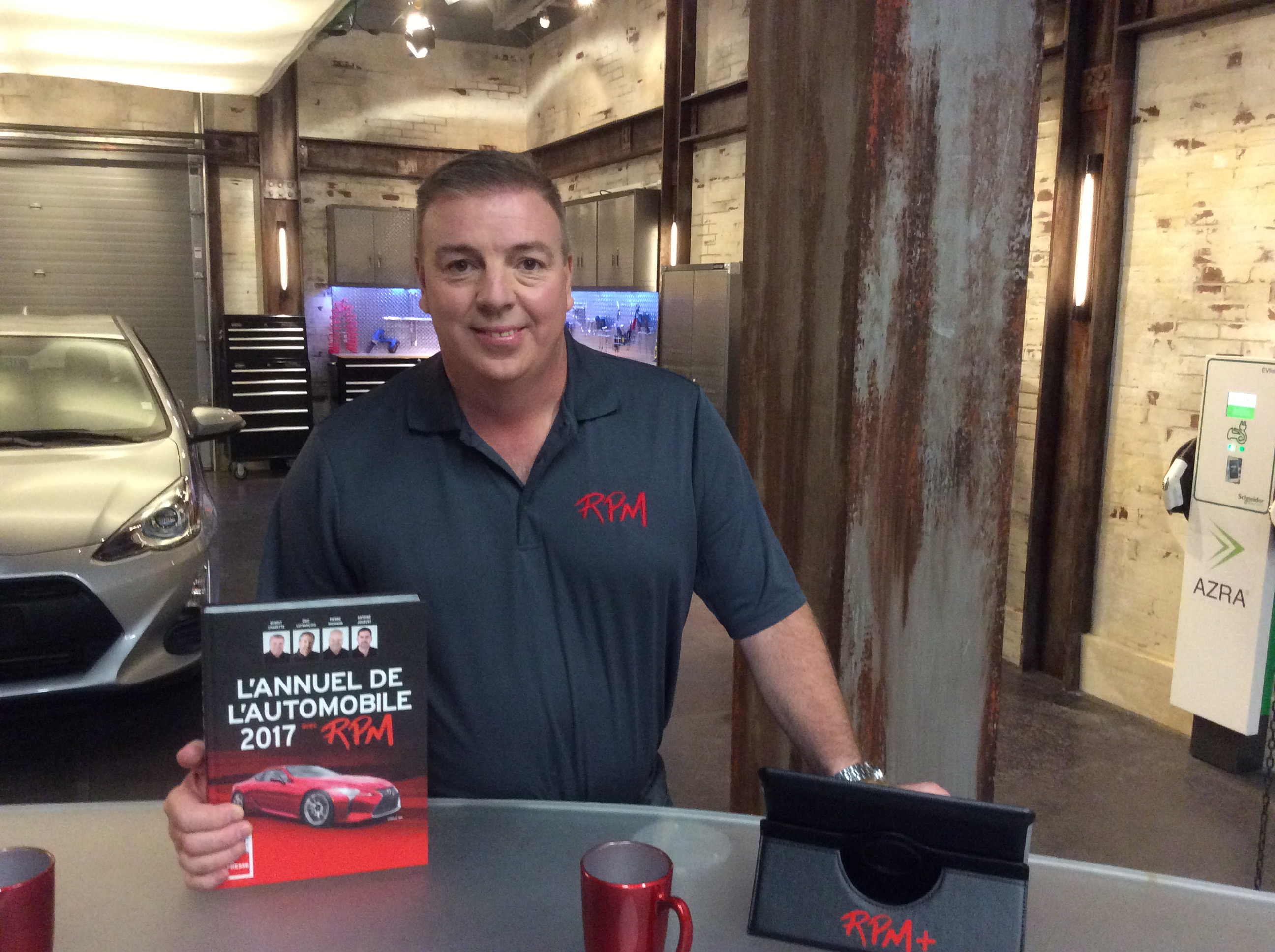 Benoit Charette signe un 16e «Annuel de l’automobile »