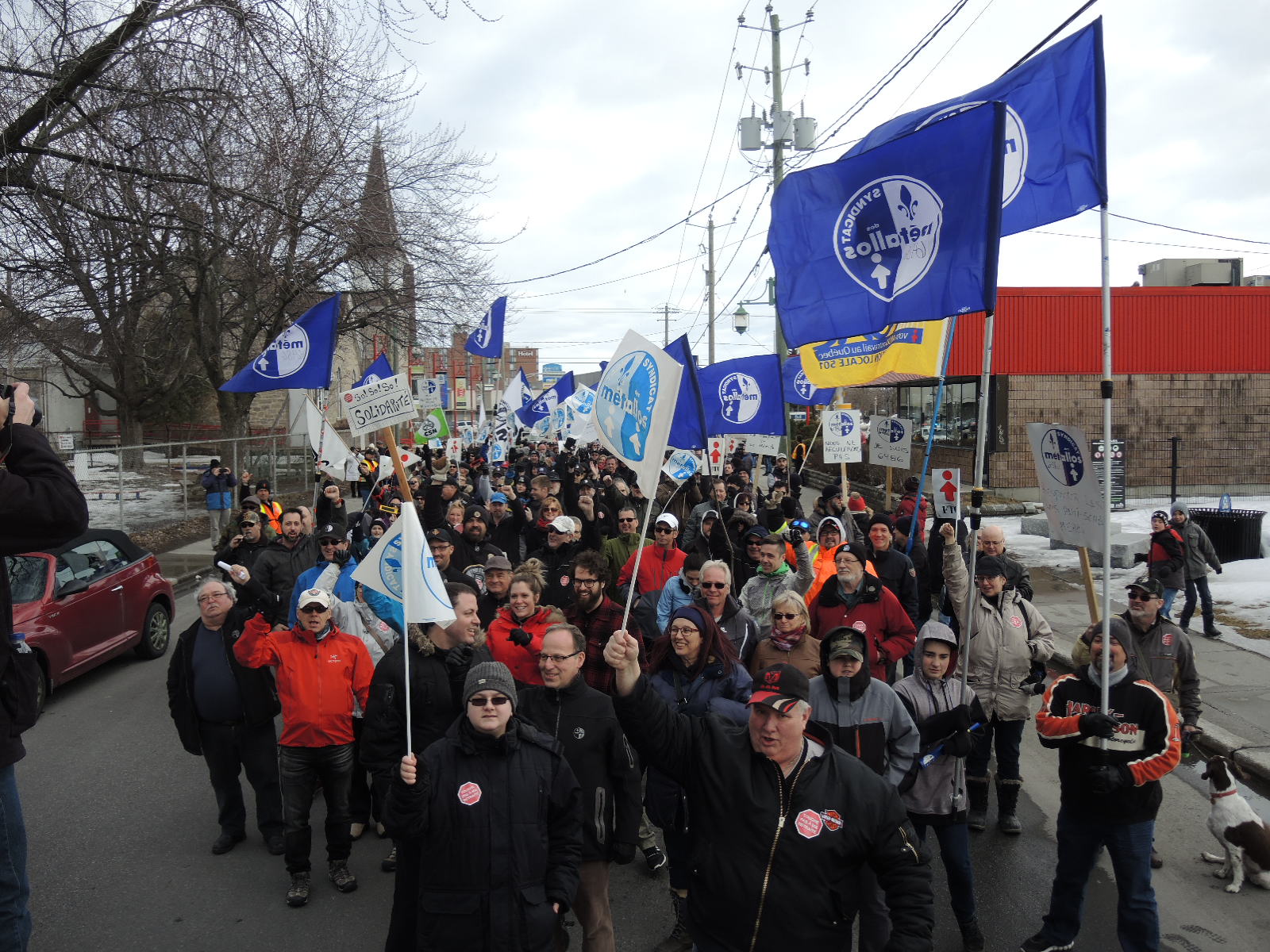 Image illustrant l'article: Manifestation de solidarité avec les grévistes de CEZinc