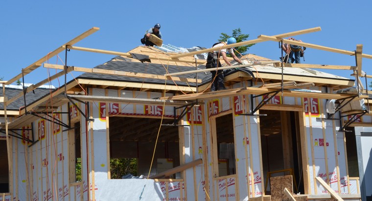 Image illustrant l'article: L’APCHQ prévoit une année 2017 difficile dans la région