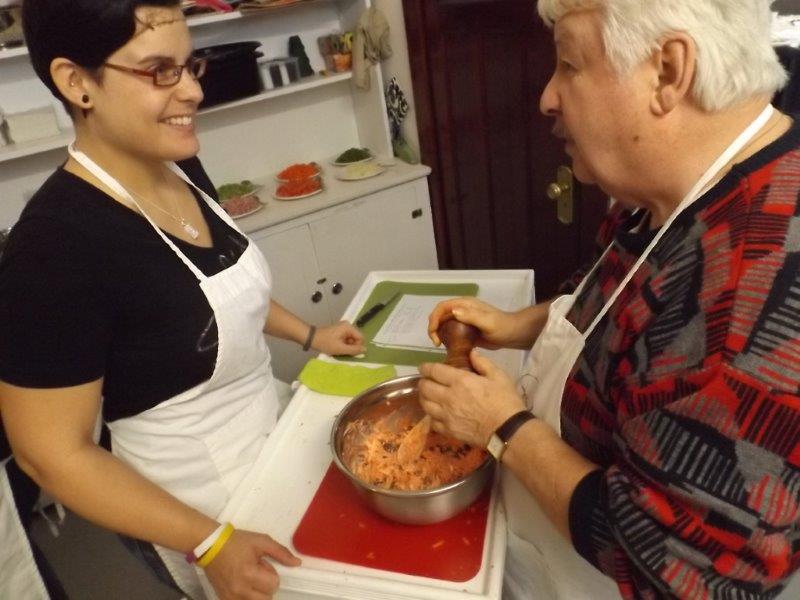 100% Gars cooks up change