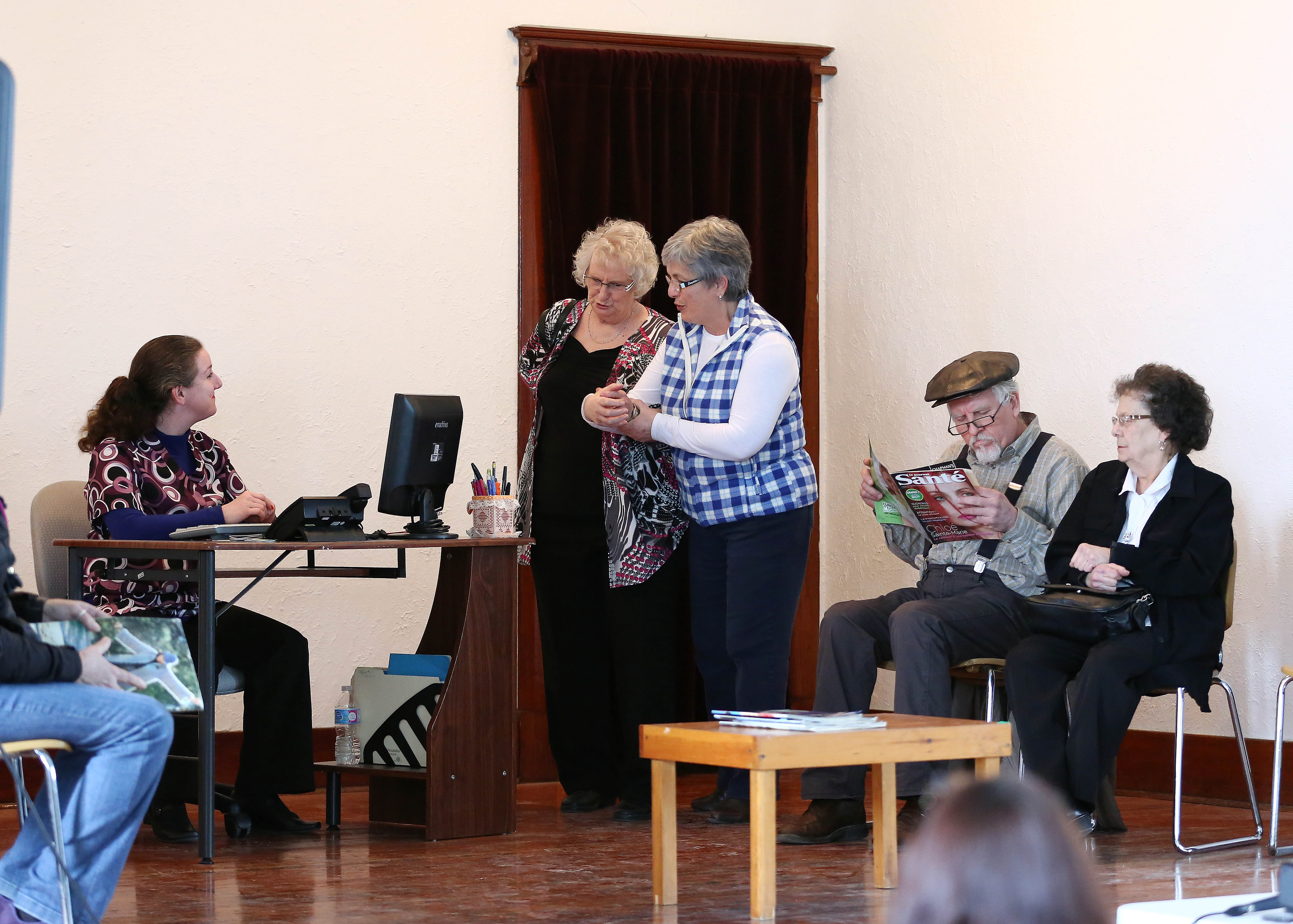 Vive le doc and Tranches de vie plays to a crowd in Ormstown