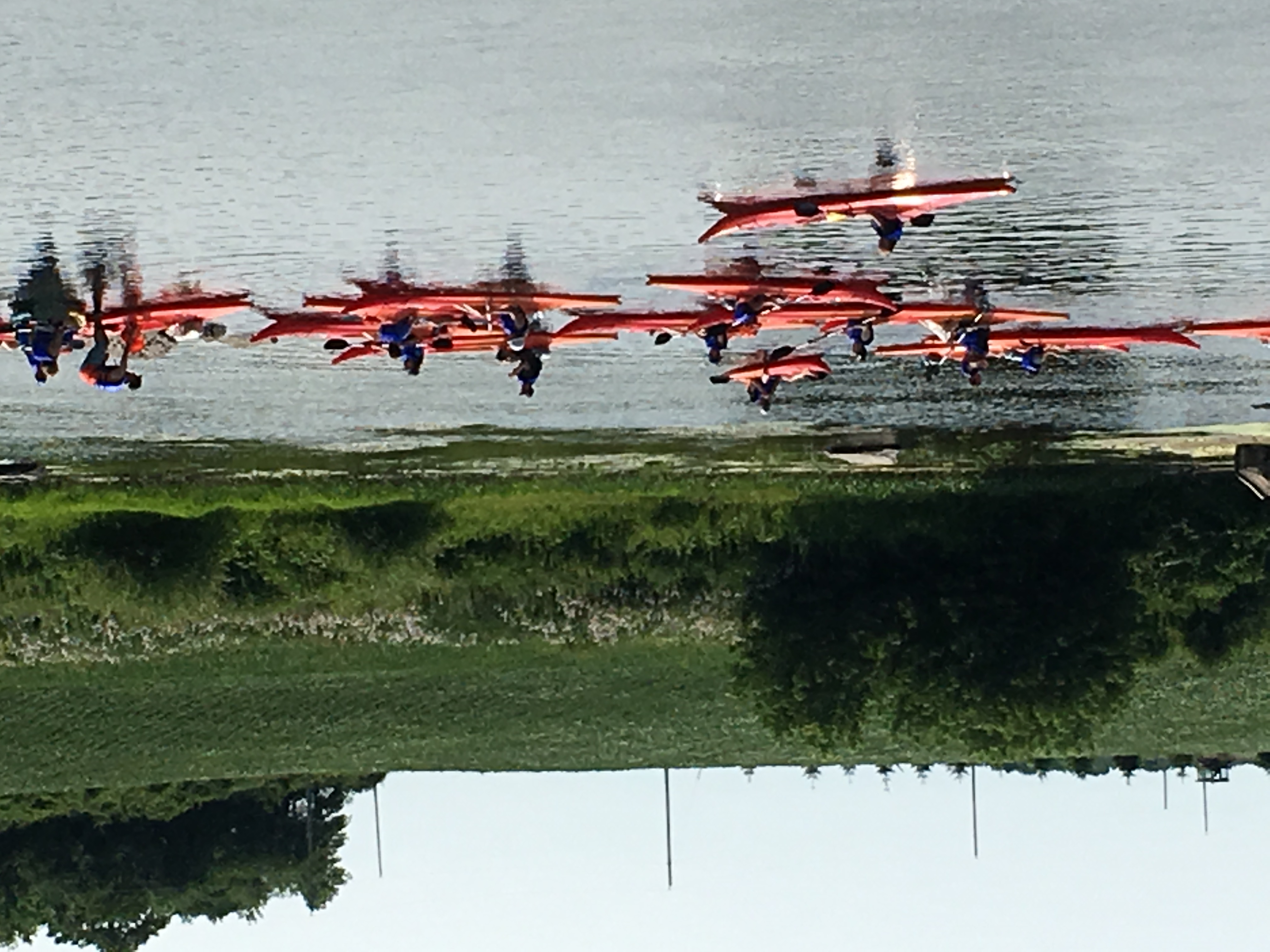 Image illustrant l'article: Kayak-Camping builds character!