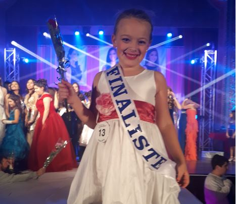 Jeune finaliste au concours Miss Québec