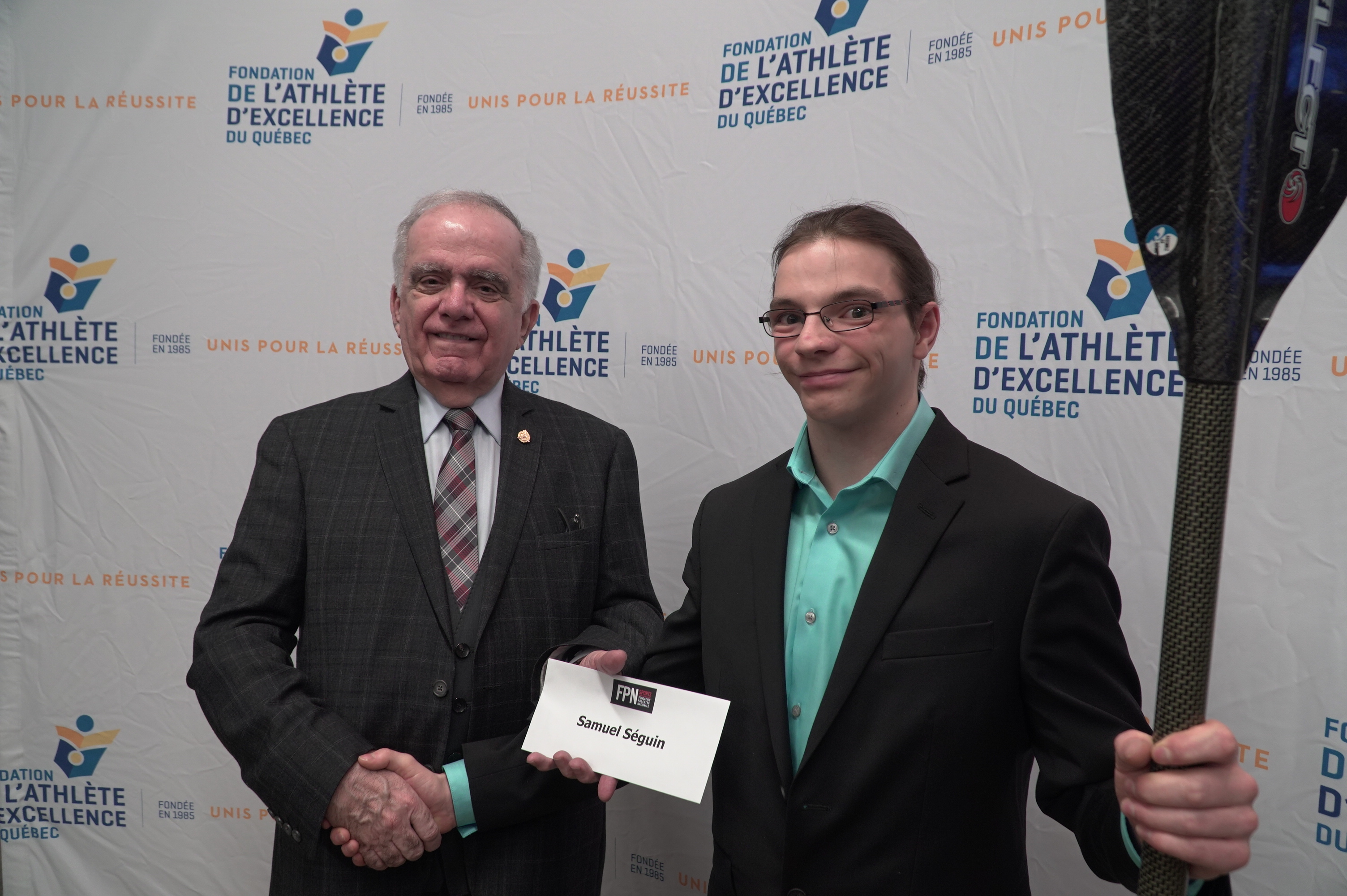 Une bourse pour un étudiant-canoë-kayakiste de Coteau-du-Lac