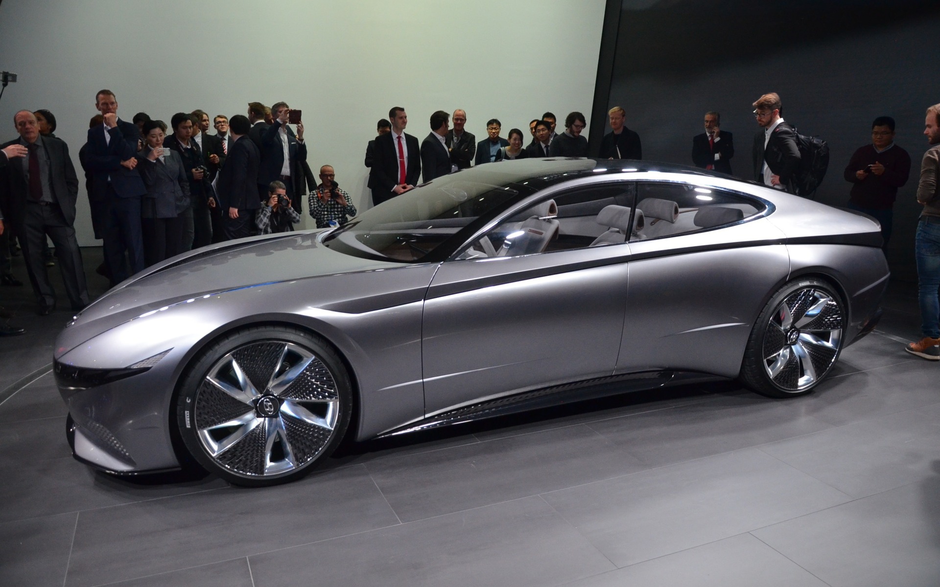 Image illustrant l'article: Le concept Hyundai Le Fil Rouge dévoilé à Genève