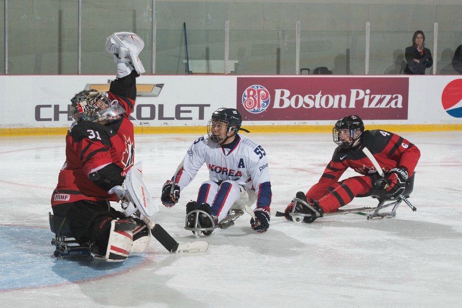 Larocque et les Canadiens en demi-finale
