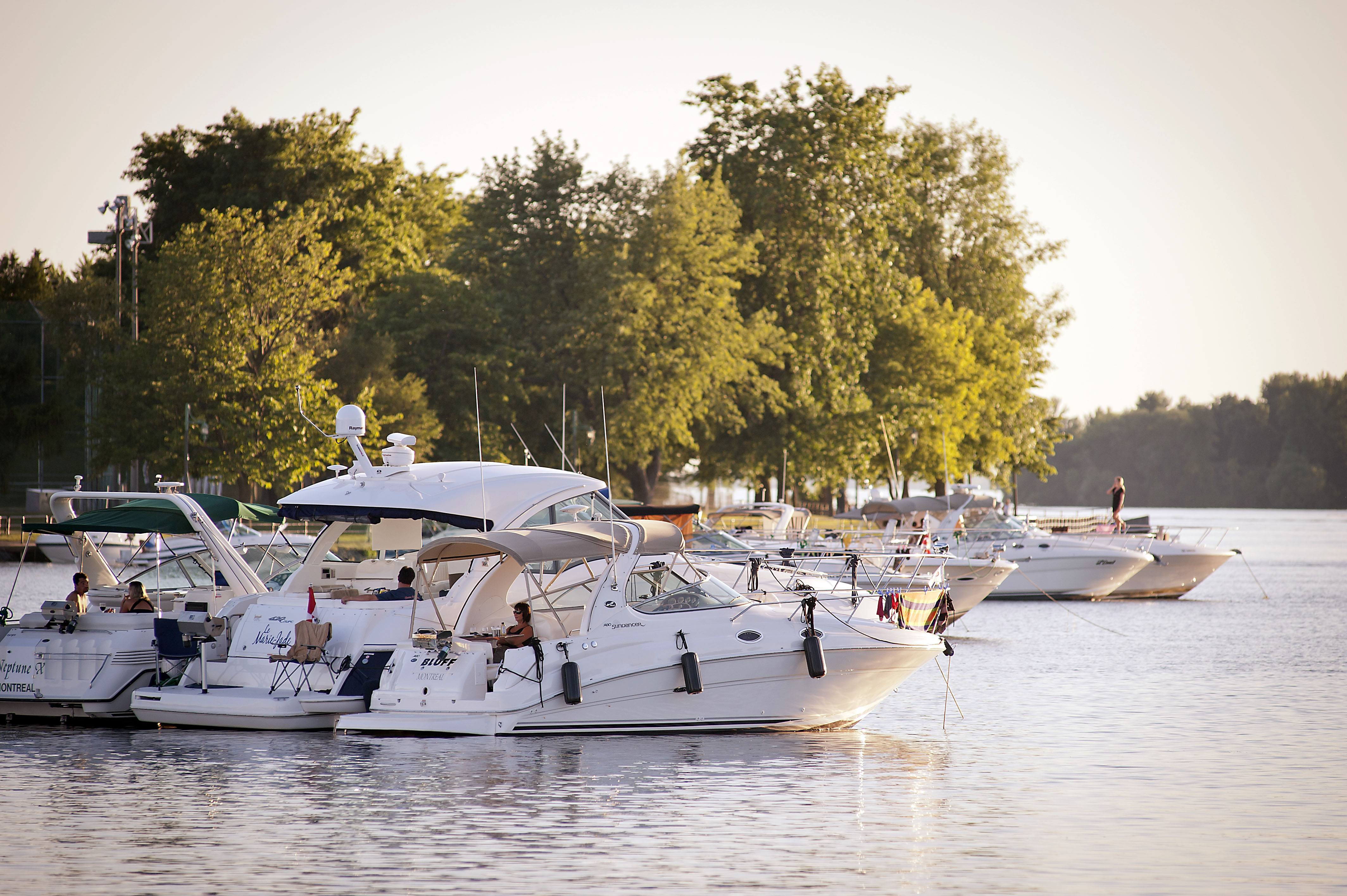 Image illustrant l'article: Un hôtel flottant dans la baie Saint-François