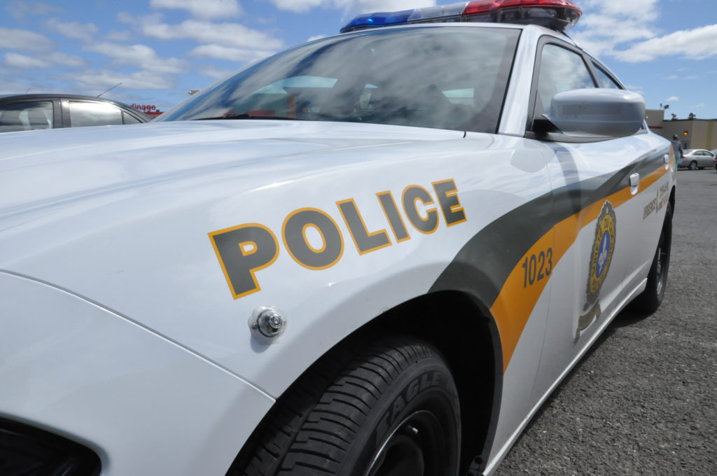 Sortie de route à plus de 200 km/h, il cause des blessures majeures à son passager